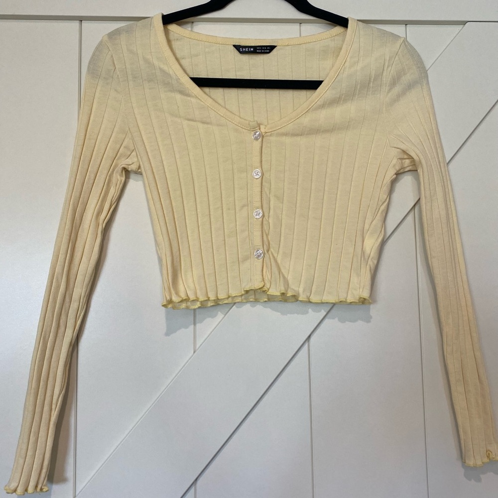 Powder Yellow Cropped Sweater